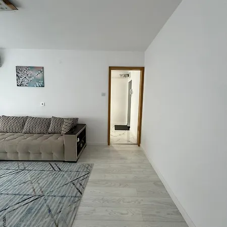 Apartament Central Ramnicu Valcea Exterior photo