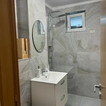 Apartament Central Ramnicu Valcea Exterior photo